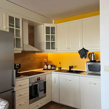 Stella Apartment *